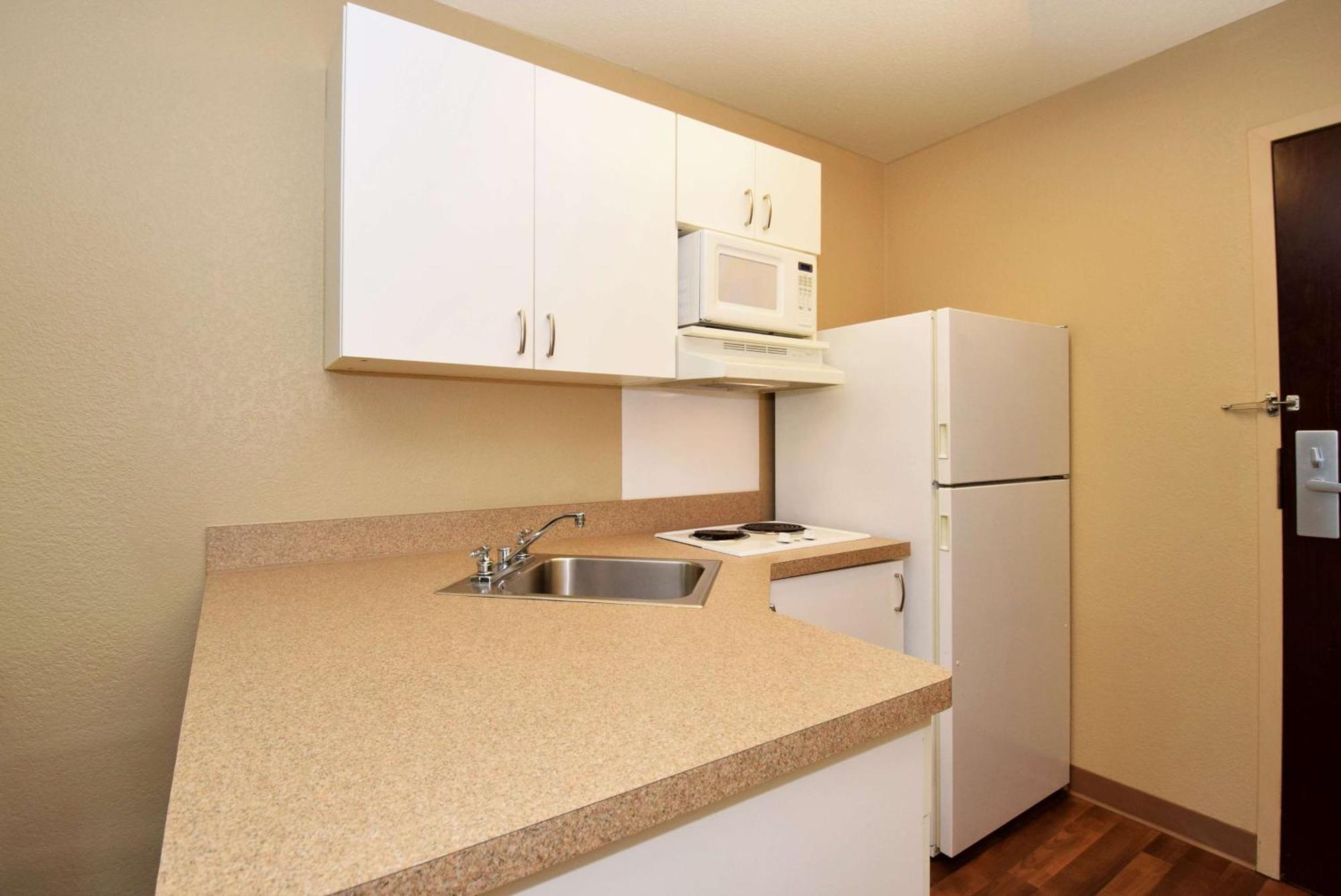 Extended Stay America Suites - Austin - Southwest Екстер'єр фото